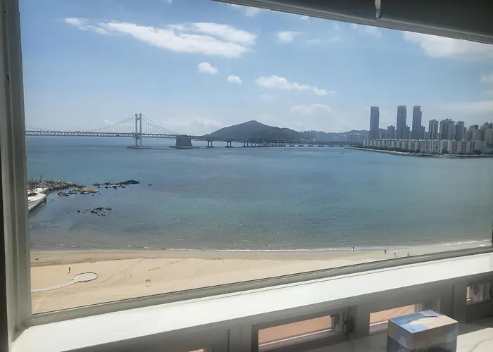 Sunny House 招待所 *
