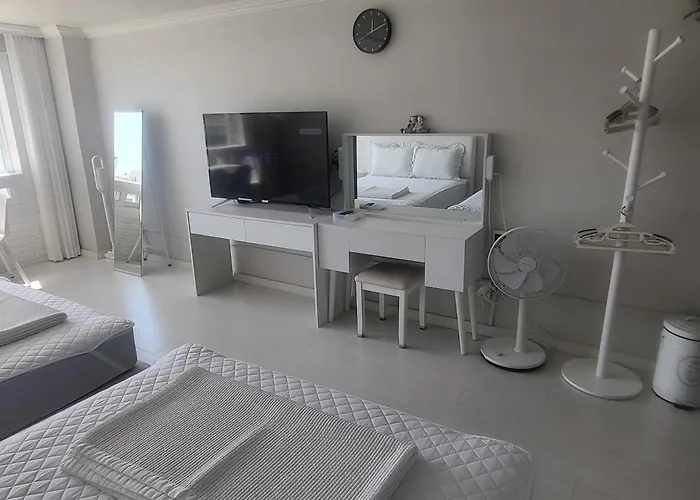 Sunny House 招待所 *